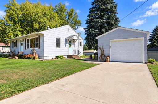301 SE Oak Street, Brownsdale, MN 55918