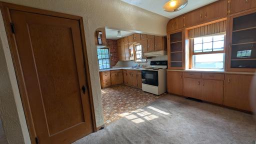 815 10th Avenue SW, Austin, MN 55912