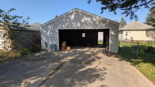 815 10th Avenue SW, Austin, MN 55912