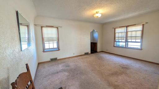 815 10th Avenue SW, Austin, MN 55912