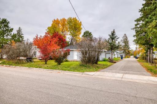 513 26th Street NW, Bemidji, MN 56601