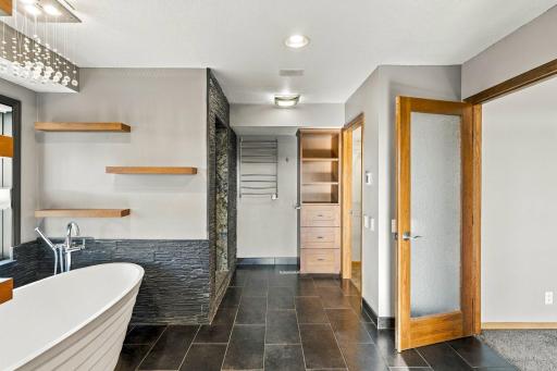 818 Mayflower Court, Northfield, MN 55057