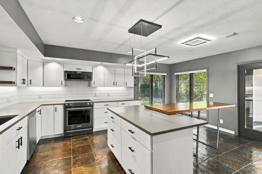 818 Mayflower Court, Northfield, MN 55057