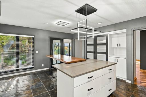 818 Mayflower Court, Northfield, MN 55057