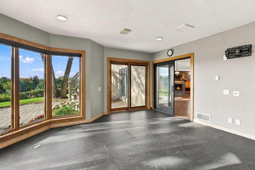 818 Mayflower Court, Northfield, MN 55057