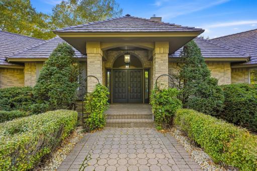 818 Mayflower Court, Northfield, MN 55057