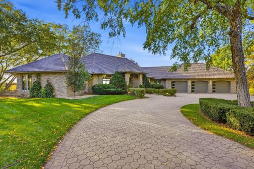 818 Mayflower Court, Northfield, MN 55057