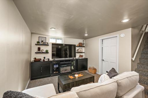 5604 NE 5th Street NE, Fridley, MN 55432