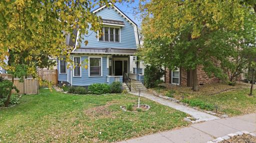 2220 Pleasant Avenue, Minneapolis, MN 55404