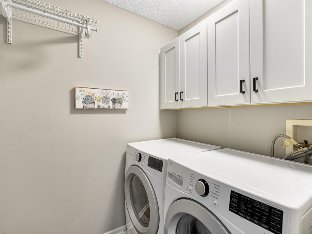 21 - Laundry Room.jpg