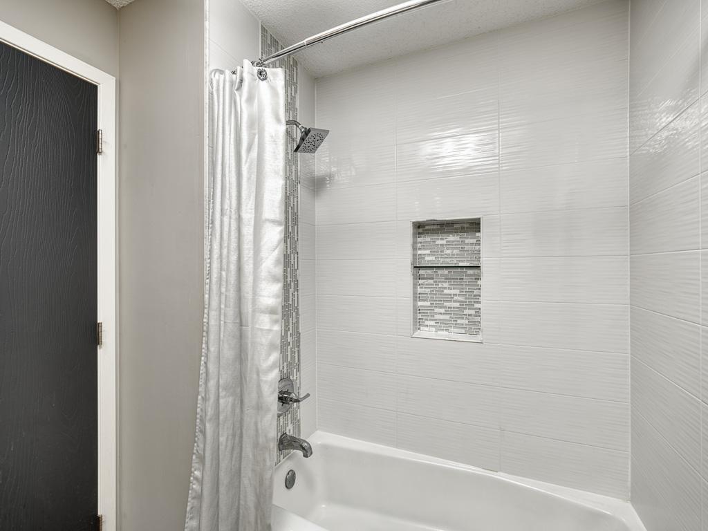 18 - Primary Bathroom.jpg