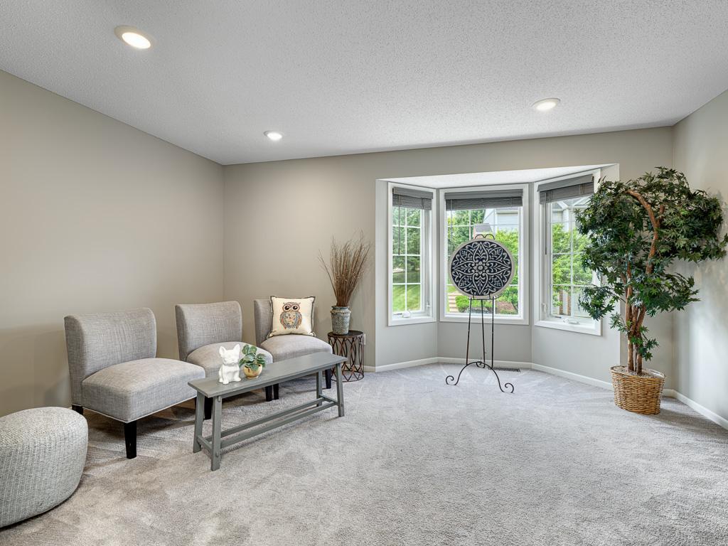 Light and bright living space