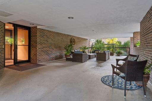 1201 Yale Place, 408, Minneapolis, MN 55403