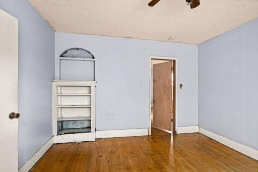 12 E 5th Street, Duluth, MN 55805