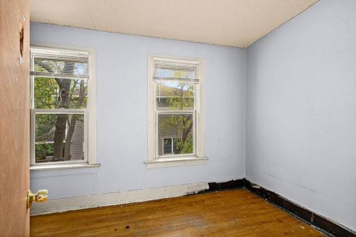 12 E 5th Street, Duluth, MN 55805