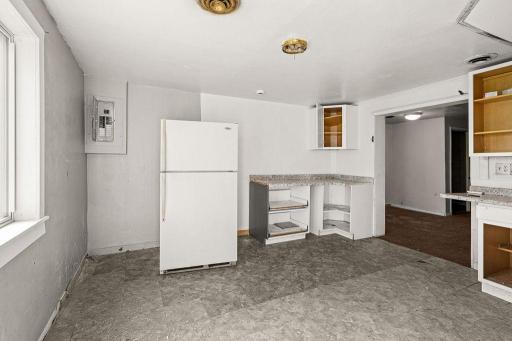 12 E 5th Street, Duluth, MN 55805
