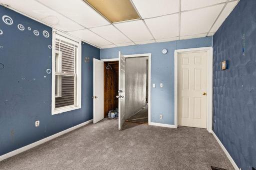 12 E 5th Street, Duluth, MN 55805
