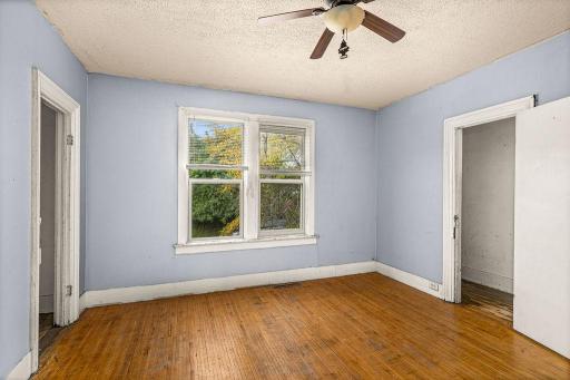 12 E 5th Street, Duluth, MN 55805