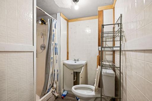 12 E 5th Street, Duluth, MN 55805