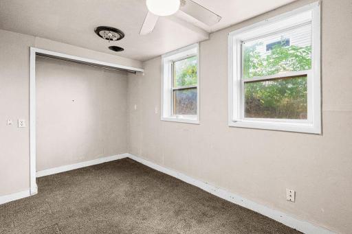 12 E 5th Street, Duluth, MN 55805