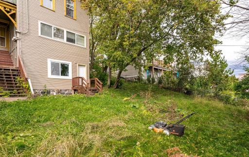 12 E 5th Street, Duluth, MN 55805