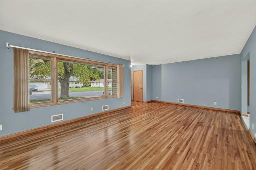 615 Hillcrest Avenue, Owatonna, MN 55060
