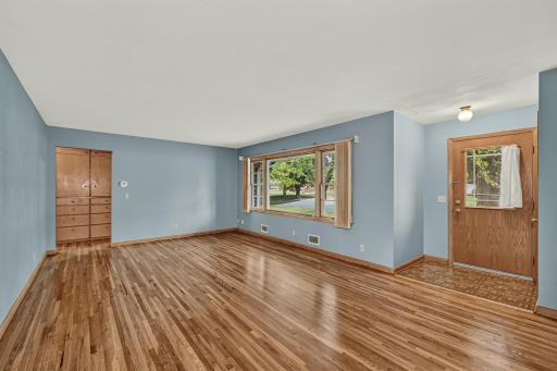 615 Hillcrest Avenue, Owatonna, MN 55060