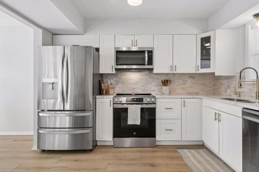 190 Transit Avenue - Spacecrafting - 0015.jpg