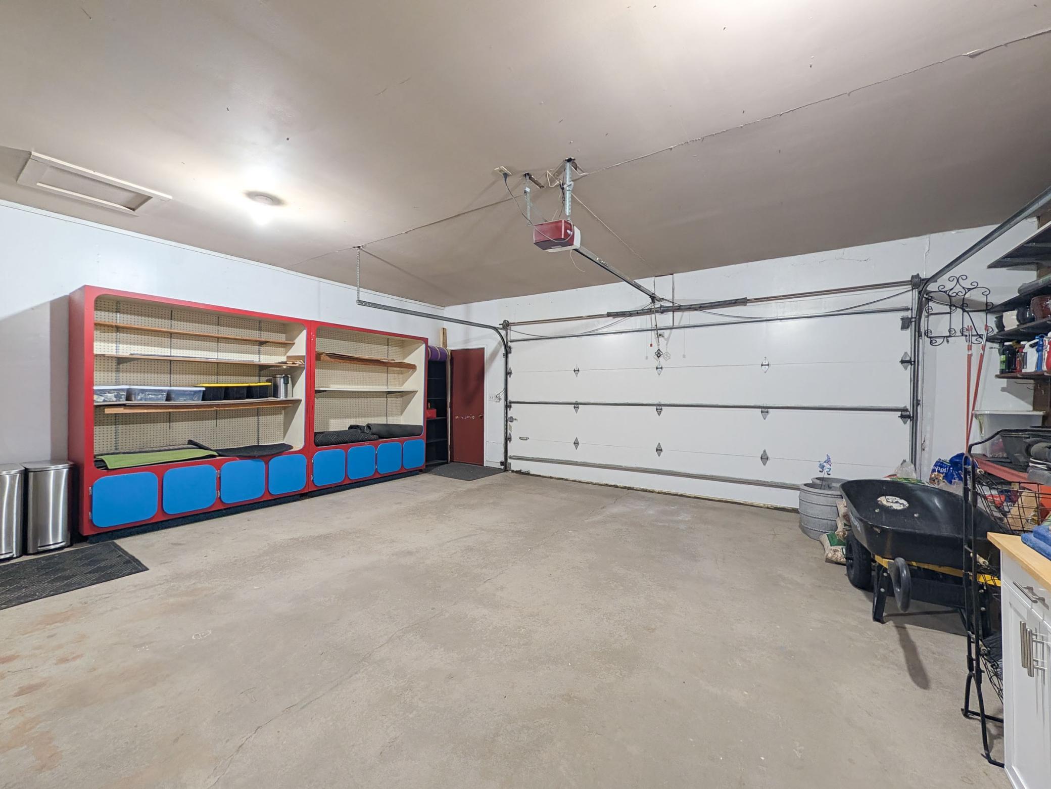 L2P034-5902 3rd St N, Moorhead.jpg