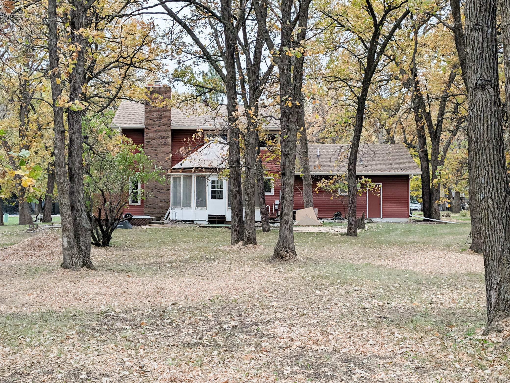 L2P011-5902 3rd St N, Moorhead.jpg