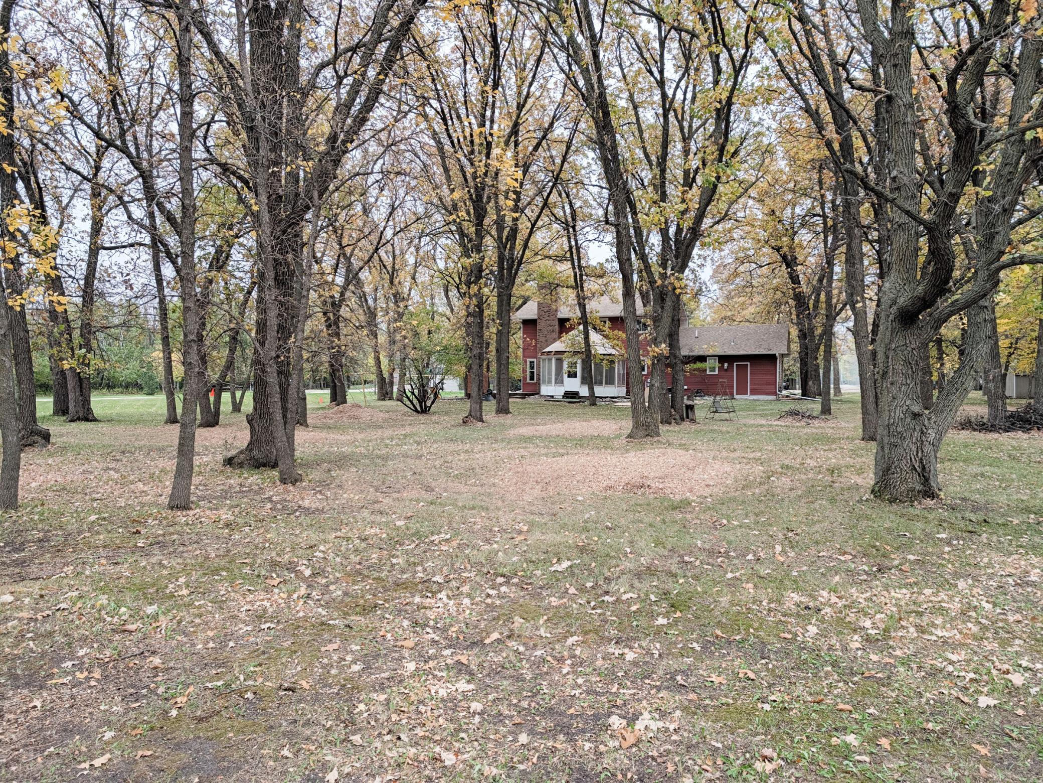 L2P012-5902 3rd St N, Moorhead.jpg