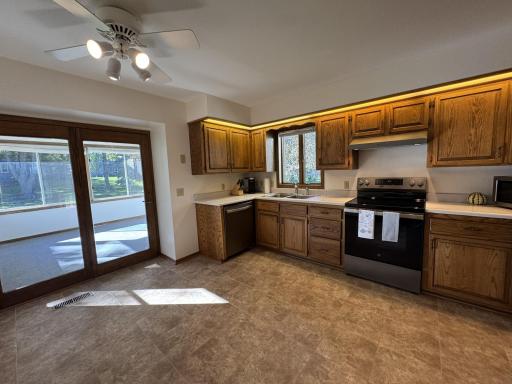 1540 Falcon Drive, Fairmont, MN 56031
