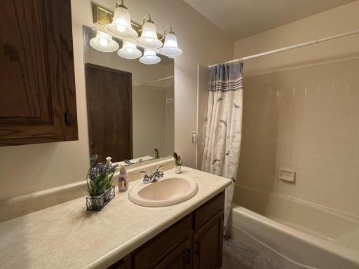 1540 Falcon Drive, Fairmont, MN 56031