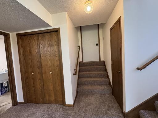 1540 Falcon Drive, Fairmont, MN 56031