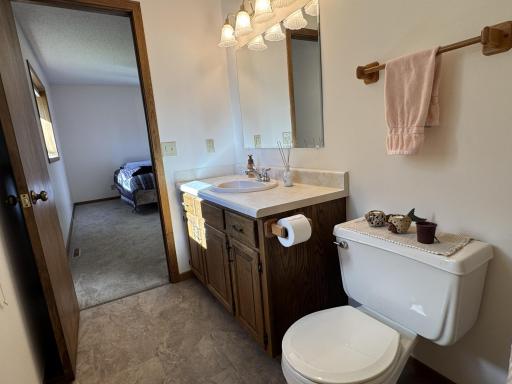 1540 Falcon Drive, Fairmont, MN 56031
