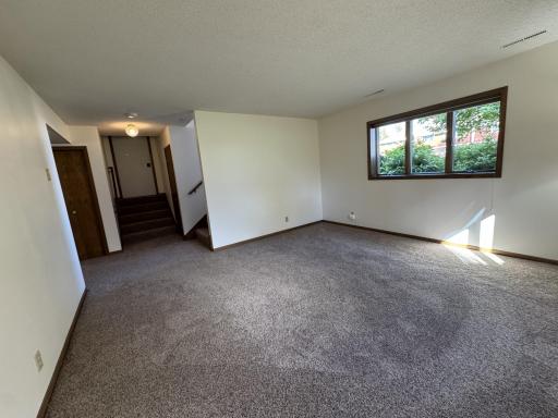 1540 Falcon Drive, Fairmont, MN 56031
