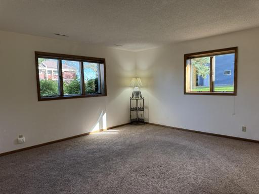 1540 Falcon Drive, Fairmont, MN 56031
