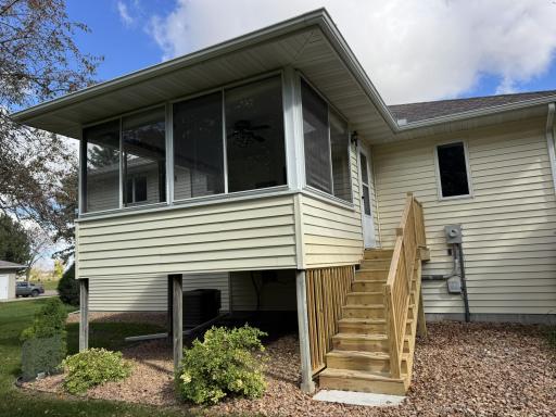1540 Falcon Drive, Fairmont, MN 56031