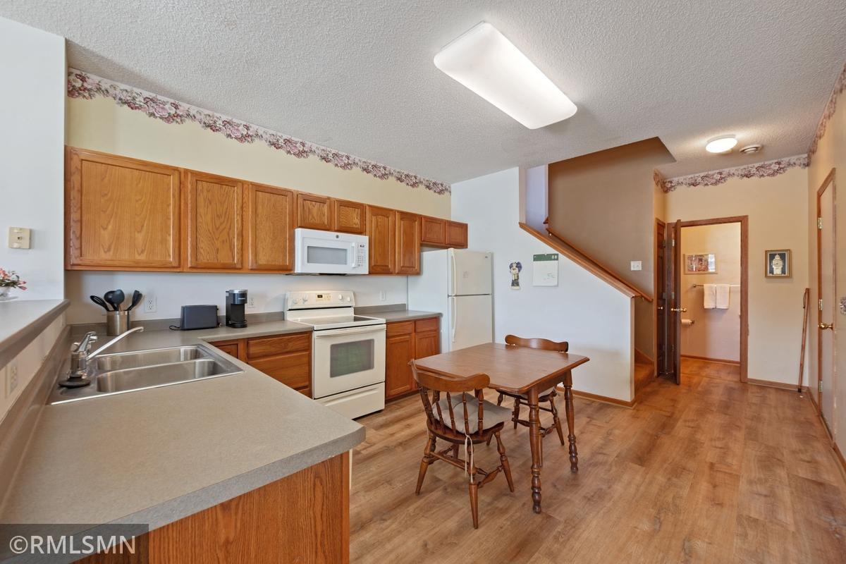 03 MAIN KITCHEN.jpg