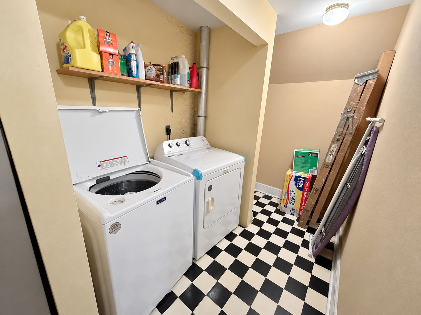 Upper Unit laundry