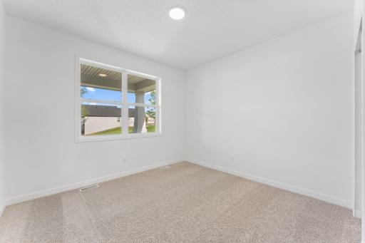 4322 132nd Avenue NE, Blaine, MN 55449