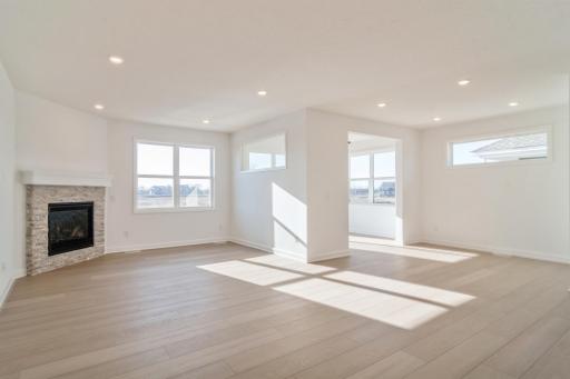 (Photo of a similar home, actual finishes may vary)