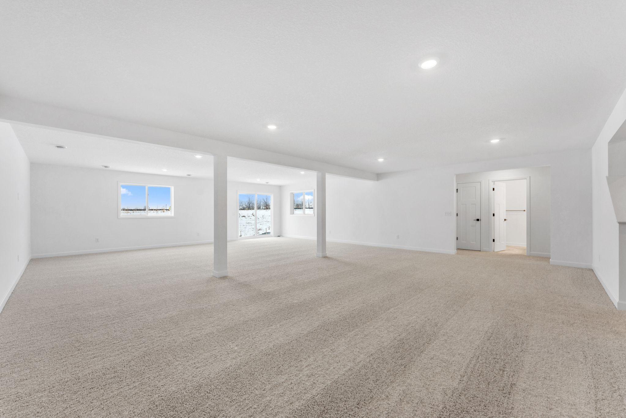 (Photo of a similar home, actual finishes may vary)
