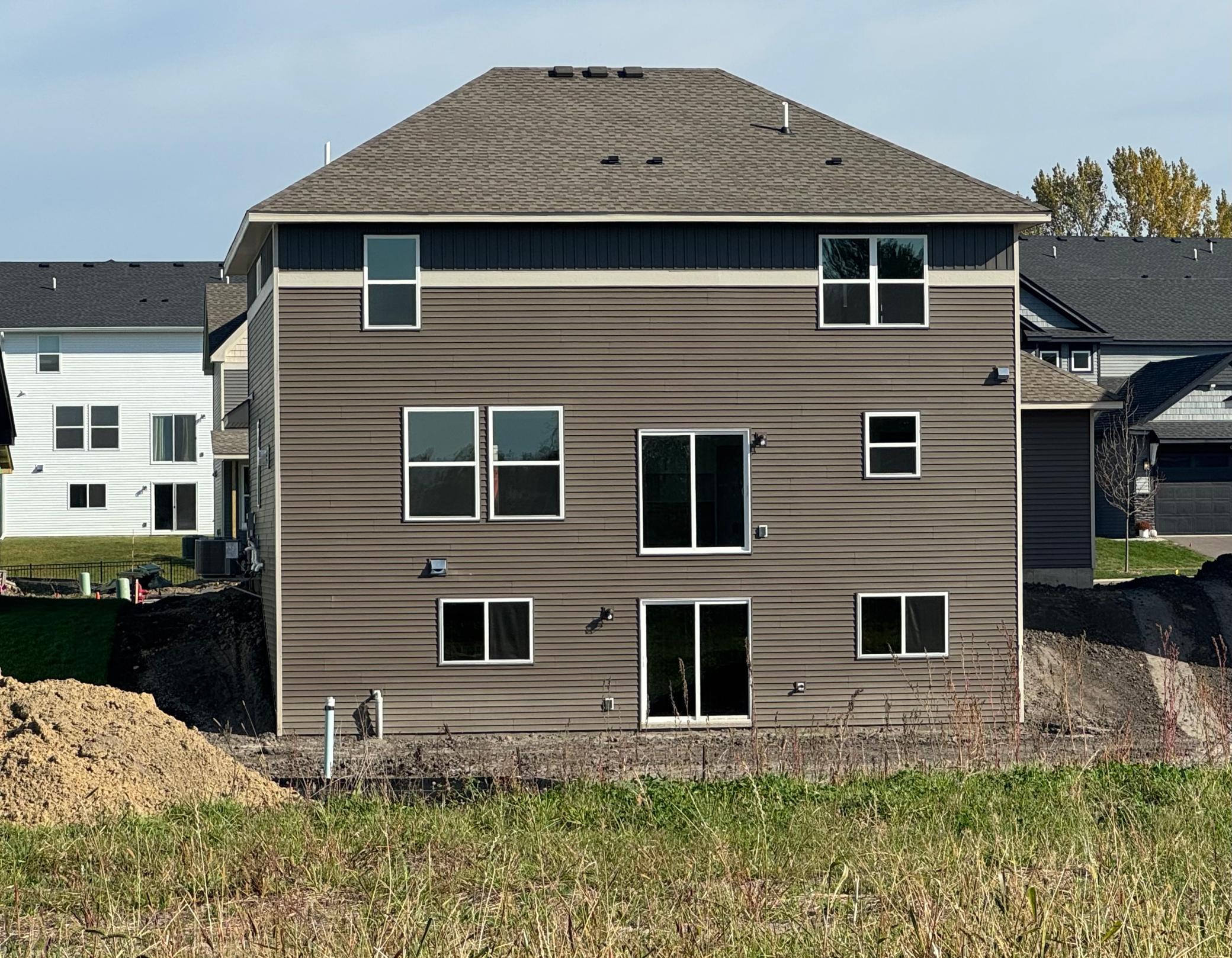(Photo is of the actual home.)