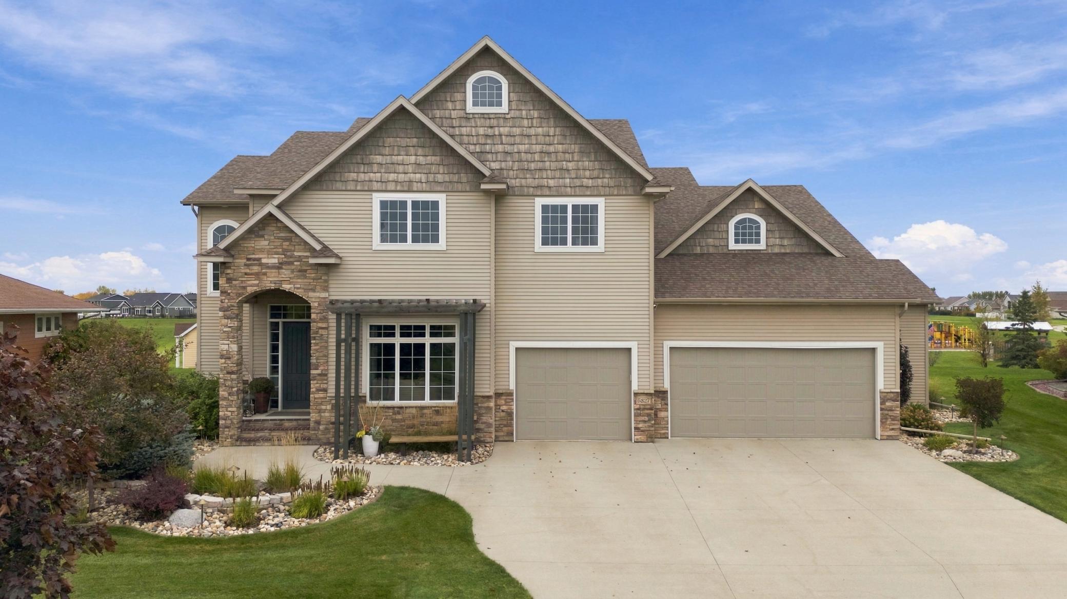 Property photo for 5827 Silverleaf Drive S, Fargo, ND 58104