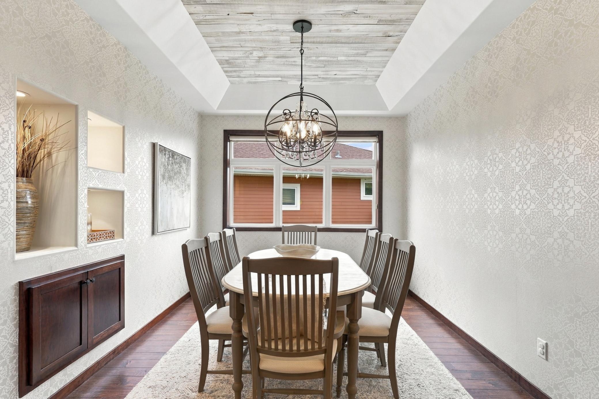 Wood for ceiling detail - Dakota Timber
