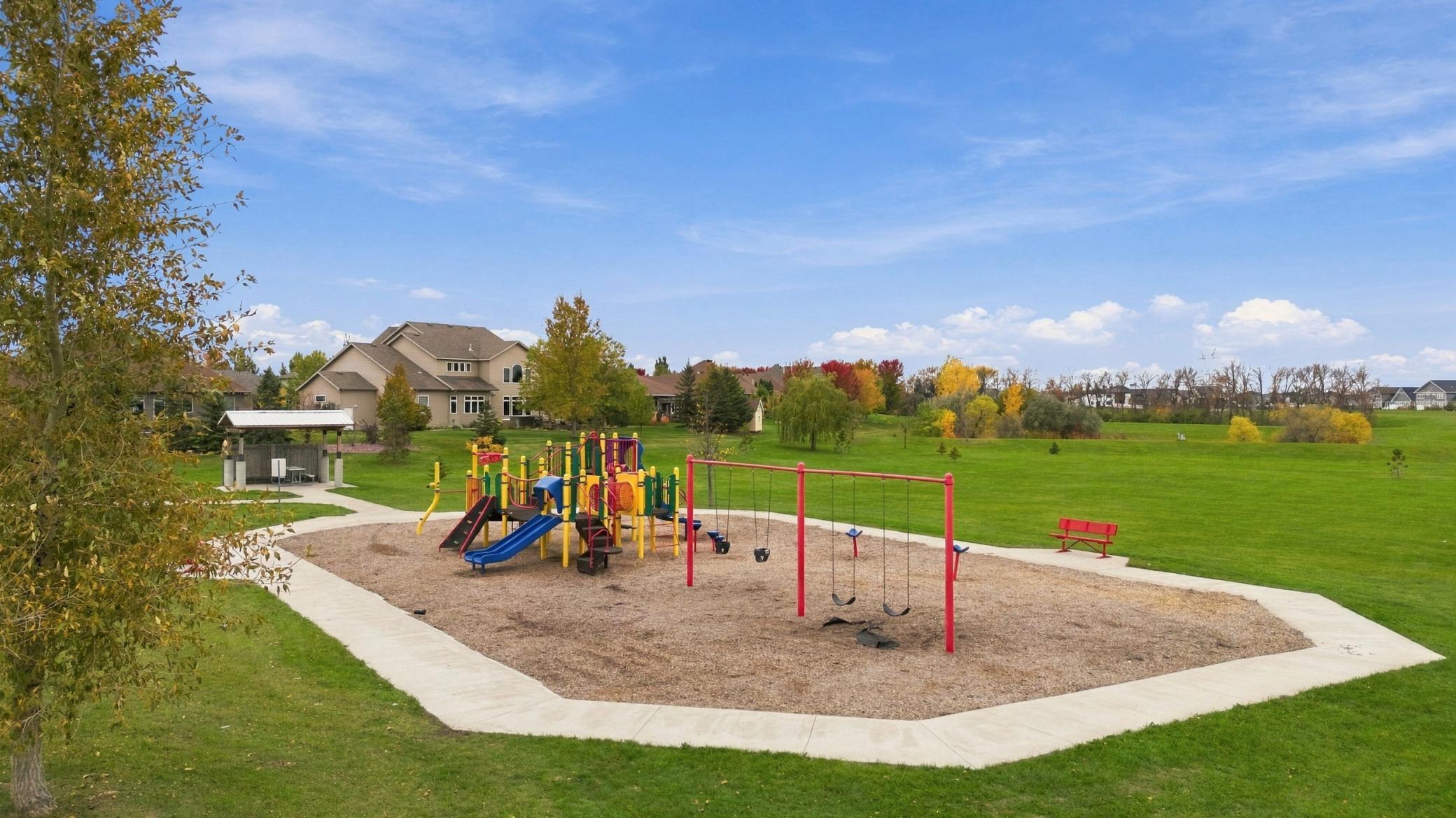 Silverleaf Park and green space behind the property