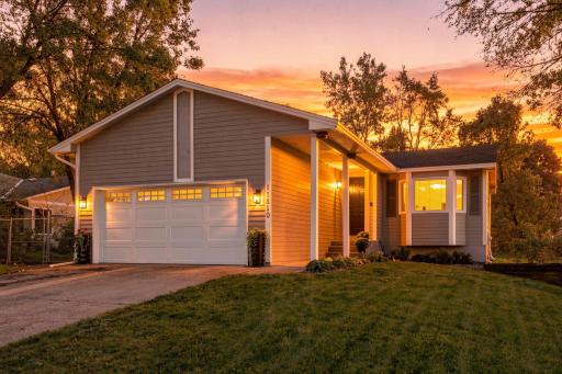 1-web-or-mls-Twilight_11810_191_12_Ave_NW_Elk_River_MN_55330_9441.jpg
