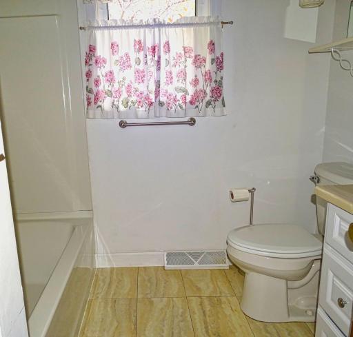 13413 5th Street, Osseo, WI 54758