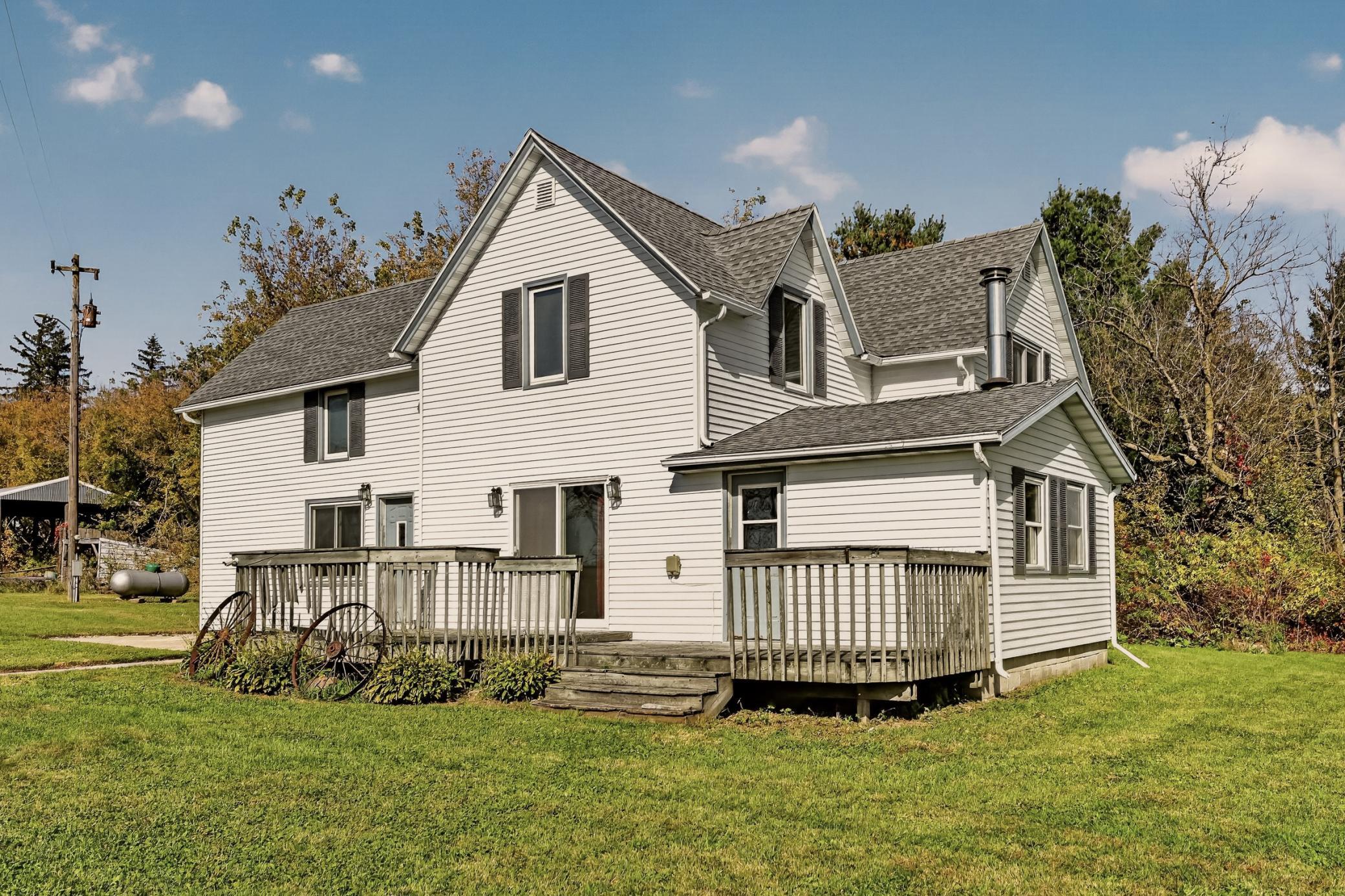 Welcome to 10215 50th Ave SW, Stewartville